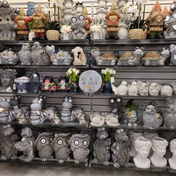 T.J. Maxx - Department Stores Near Me - Honolulu, Hawaii