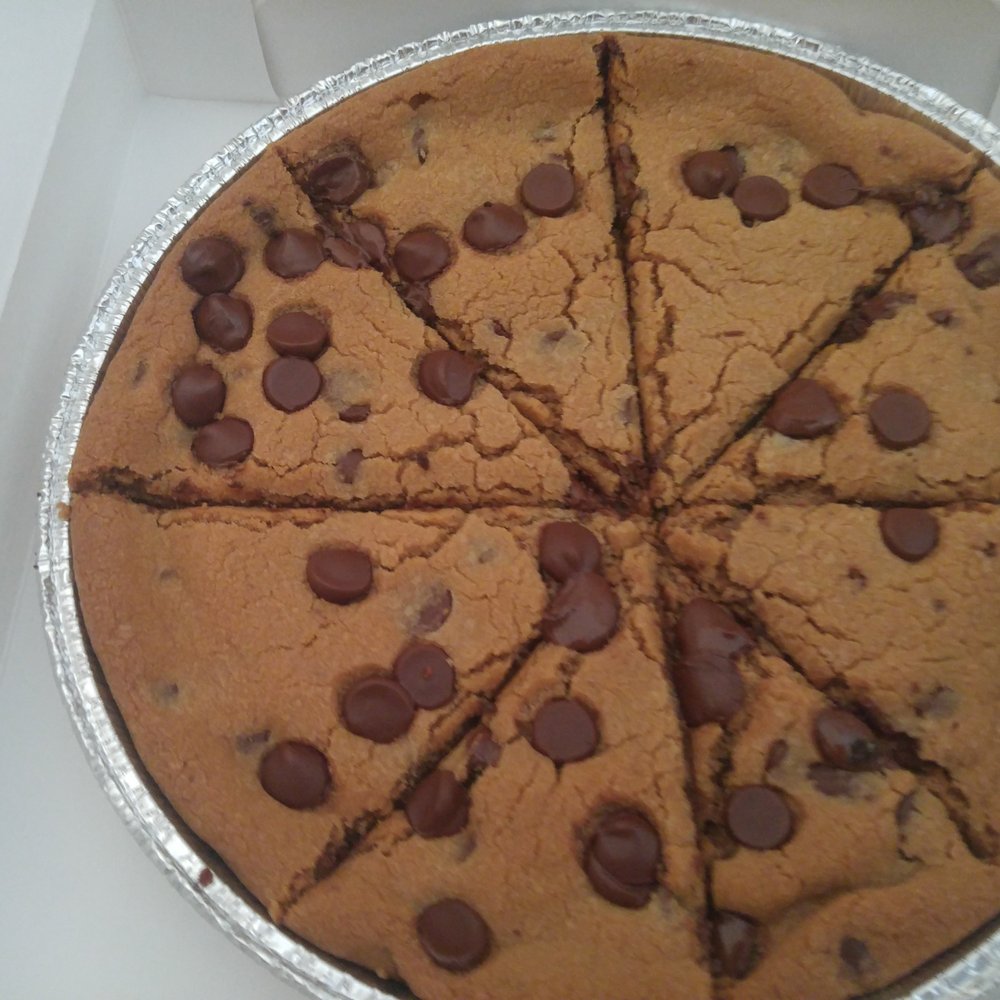 Pizza Hut - Dessert cookie - Pizza Near Me - Saraland, Alabama