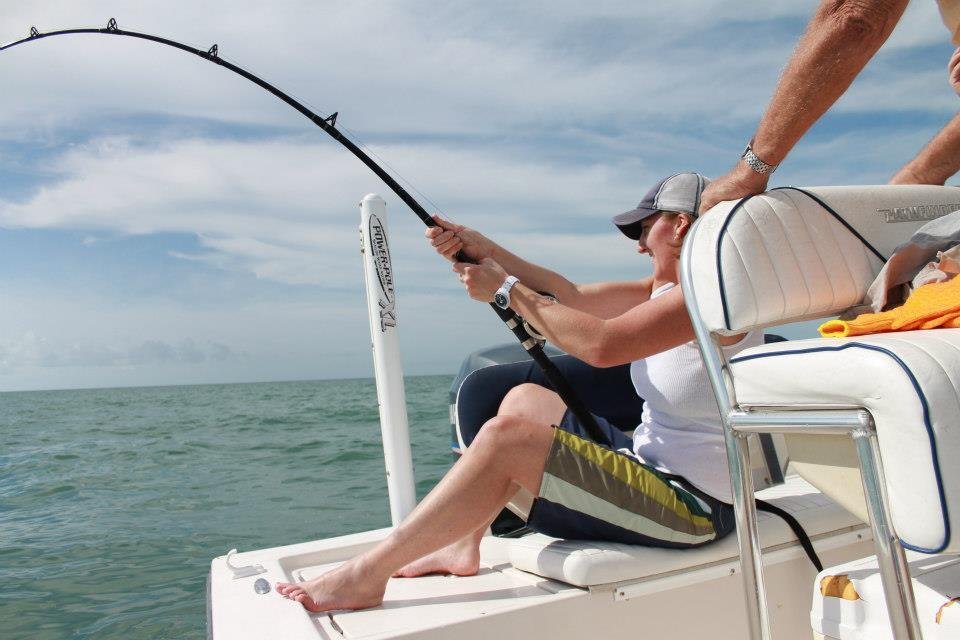 A Lil'Tail Charters Logo