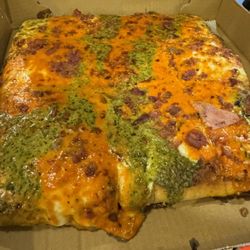 Marabella Pizza and Grill - Vodka pesto bacon amazing pizza