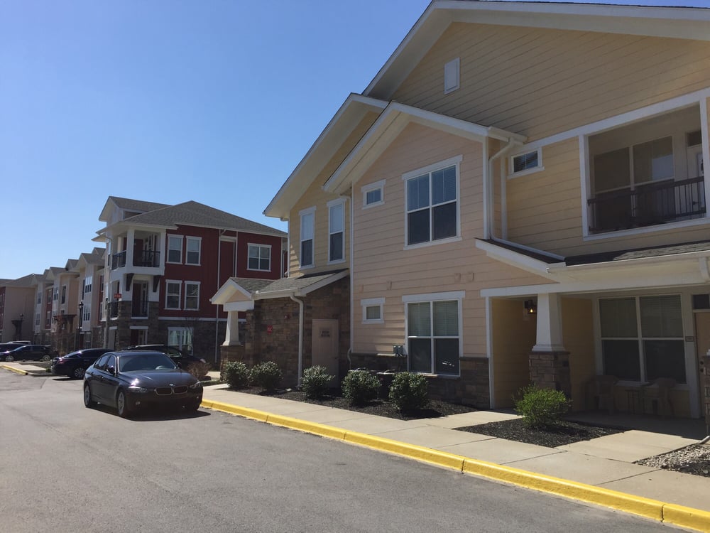 HURSTBOURNE ESTATES Updated September 2024 10 Reviews 10405