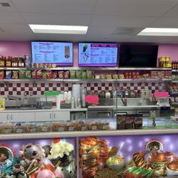 Fresas con crema, tostilocos, elites, doriesquites etc.