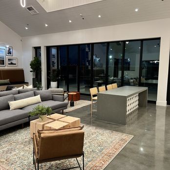 Silo Apartments at Epoca - Community room - Apartments Near Me - San Diego, California Silo Apartments at Epoca - Community room - Apartments Near Me - San Diego, California
