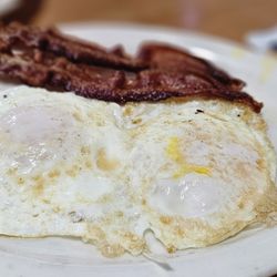 Stacks On Route 66 - Eggs & Bacon (comes with Flap Jacks)