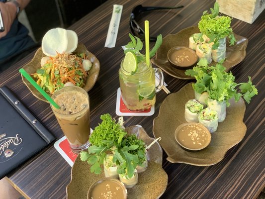 Hanoi Deli by null