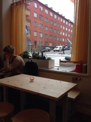 Café Pom & Flora Södermalm by null