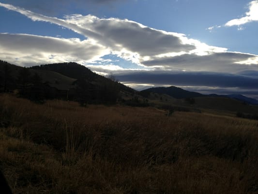Howlers Inn B&B and Wolf Sanctuary, Bozeman MT Bed and Breakfast Lodging by null