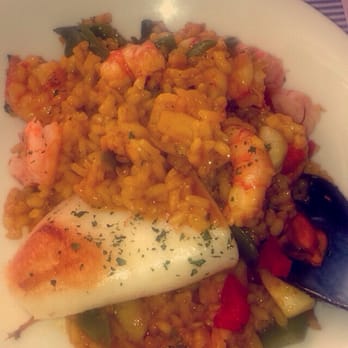 Flanigan - Seafood paella - Mediterranean Near Me - Puerto Portals, PM Flanigan - Seafood paella - Mediterranean Near Me - Puerto Portals, PM