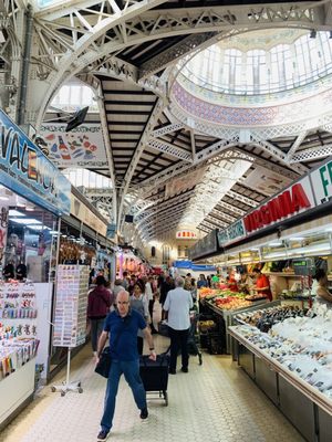 Mercat Central by null