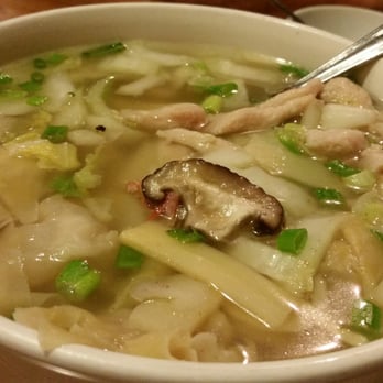 Hong Kong Restaurant - A lovely giant bowl of war won ton soup! One of their best dishes here and so perfect for a cold evening. - Chinese Near Me - Corona, California Hong Kong Restaurant - A lovely giant bowl of war won ton soup! One of their best dishes here and so perfect for a cold evening. - Chinese Near Me - Corona, California