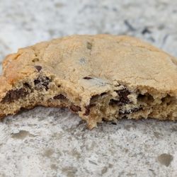 The Cookie Bar - @endoedibles 09/03/24   Buzz Kill - Chocolate Chip Cookie, Dark Chocolate Chips, Milk Chocolate Chips, Semi-Sweet Chocolate Chips
