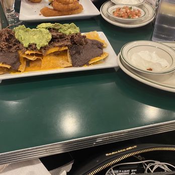 Mel's Drive-In - Short rib nachos - Diners Near Me - Sherman Oaks, California