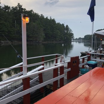 Chauncey Creek Lobster Pier - Beautiful outdoor seating - Seafood Near Me - Kittery Point, Maine Chauncey Creek Lobster Pier - Beautiful outdoor seating - Seafood Near Me - Kittery Point, Maine