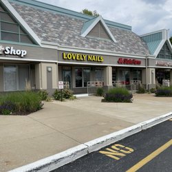 Lovely Nails Salon