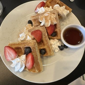 Magnolia Cafe - Belgian Waffles - Cafes Near Me - Beaufort, South Carolina Magnolia Cafe - Belgian Waffles - Cafes Near Me - Beaufort, South Carolina