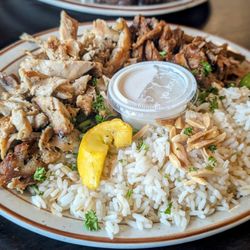 Malek Al Kabob - Taylor - Combo shawarma platter