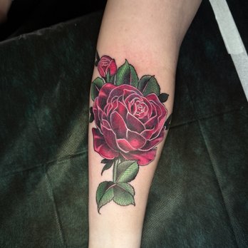 Broken Art Tattoo - Tattoo Near Me - Los Angeles, California