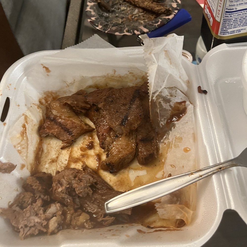 Ribs USA - This was the tri tip and the bottom half is all fat ! - Barbeque Near Me - Burbank, California