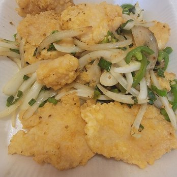 Golden Wall - Where is the black bean sauce on the fish with black bean sauce? - Chinese Near Me - La Mirada, California Golden Wall - Where is the black bean sauce on the fish with black bean sauce? - Chinese Near Me - La Mirada, California