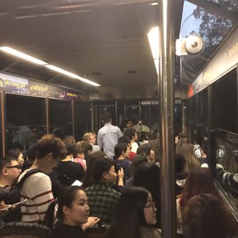 山頂纜車 - Similar to SF cable car - Public Transportation Near Me - Hong Kong, HK