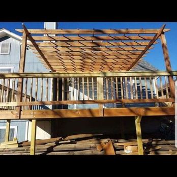 DeMac Contracting - Beautiful deck w pergola - Movers Near Me DeMac Contracting - Beautiful deck w pergola - Movers Near Me
