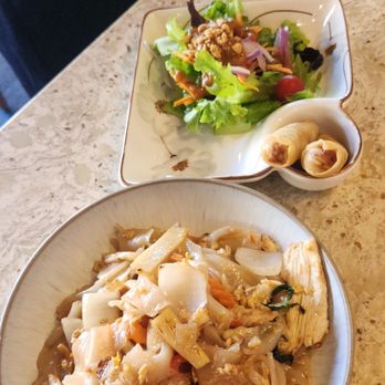 Ler Lers - Thai Near Me - Brooklyn, New York Ler Lers - Thai Near Me - Brooklyn, New York