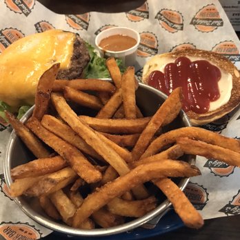 Bad Daddy's Burger Bar - Bars Near Me - Roswell, Georgia Bad Daddy's Burger Bar - Bars Near Me - Roswell, Georgia