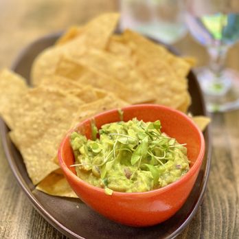 Mojo - Guac & Chips - Latin American Near Me - Forest Hills, New York Mojo - Guac & Chips - Latin American Near Me - Forest Hills, New York