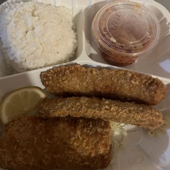 Restaurant Kenichi - Absolutely disappointing, 2 plates a total of $46. You can literally count the pieces of shredded cabbage - Desserts Near Me - Hilo, Hawaii Restaurant Kenichi - Absolutely disappointing, 2 plates a total of $46. You can literally count the pieces of shredded cabbage - Desserts Near Me - Hilo, Hawaii