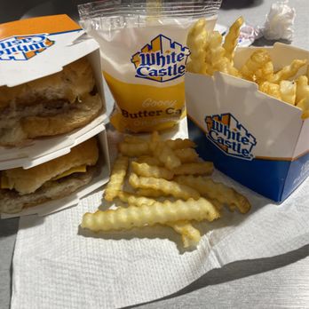White Castle - Burgers Near Me - Jean, Nevada