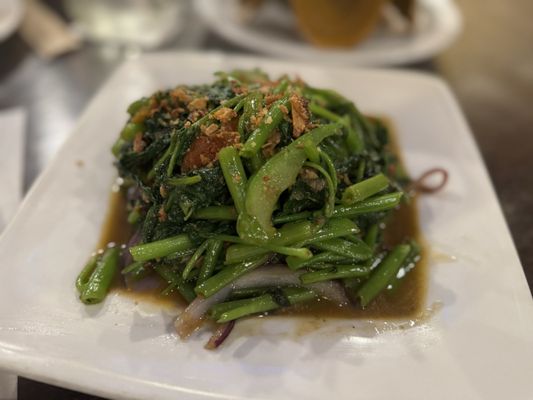Banana Leaf by null