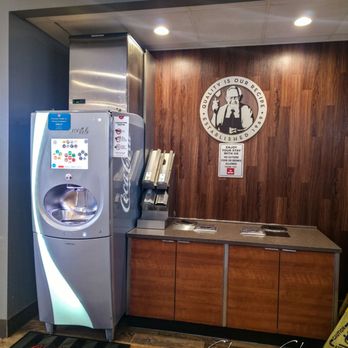 Wendys - Self-serve pop machine - Burgers Near Me - Toronto, Ontario Wendys - Self-serve pop machine - Burgers Near Me - Toronto, Ontario