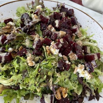 Crema Gourmet  - Beet Salad - Breakfast & Brunch Near Me - Davie, Florida
