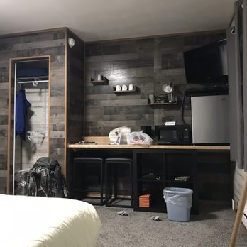 Tall Timber Restaurant, Lounge & Motel - Room - Hotels Near Me - Randle, Washington Tall Timber Restaurant, Lounge & Motel - Room - Hotels Near Me - Randle, Washington