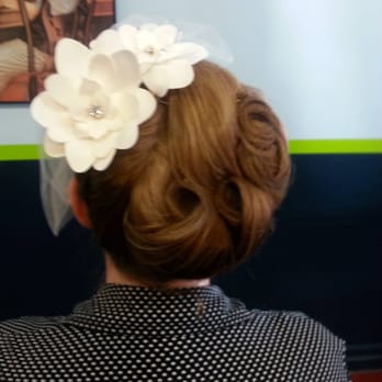 Tigerlilie Salon - Wedding trial, back - Hair Salons Near Me - Chicago, Illinois