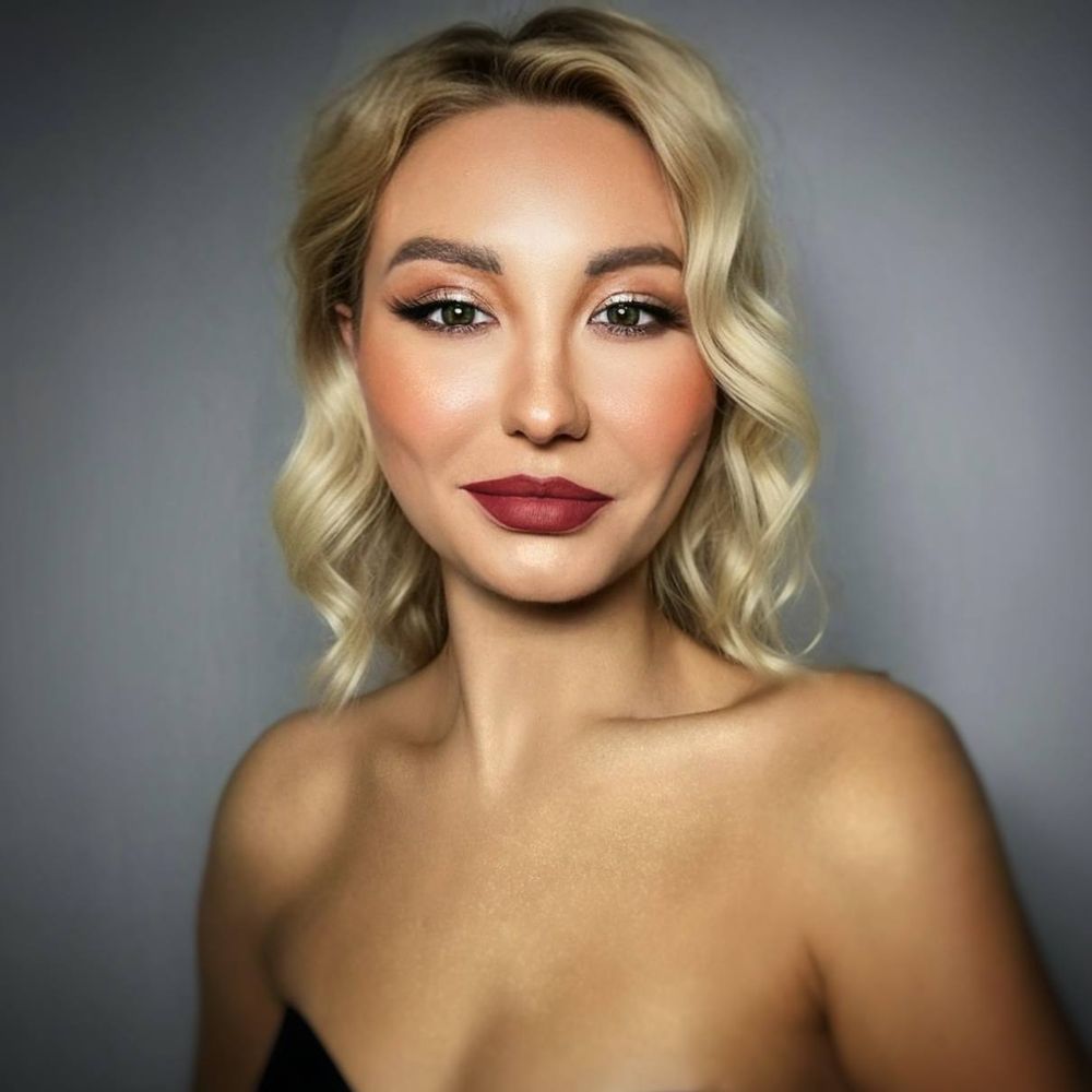Natalia Blinova Makeup Artist Logo