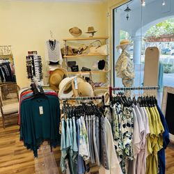 Patchington - Women's Clothing.