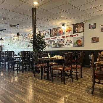 DoughLicious Restaurant & Catering - Dining area - Mediterranean Near Me - Murrieta, California DoughLicious Restaurant & Catering - Dining area - Mediterranean Near Me - Murrieta, California