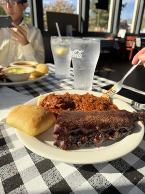 Leonard's Pit Barbecue by null