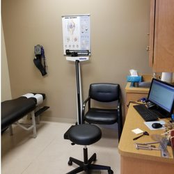 Advanced Physicians - Multiple rooms for therapy or consultation