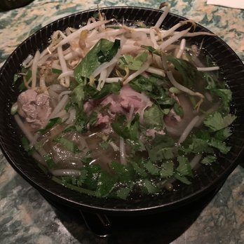 Hà - Vietnamese Near Me - Montreal, Quebec