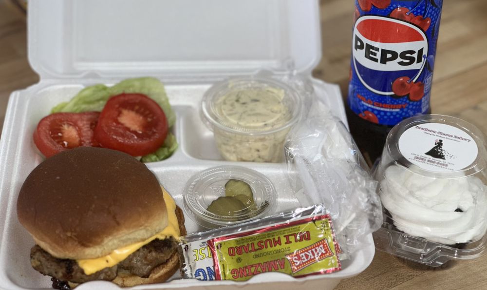 Southern Charm Bakery Logo