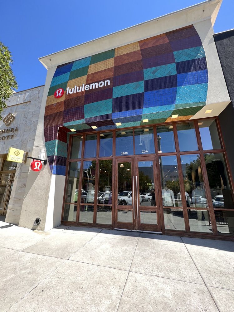 LULULEMON ATHLETICA Updated October 2024 14 Photos & 26 Reviews