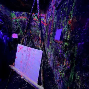 Brainy Actz Escape Rooms -Temecula - More canvas and easel - Escape Games Near Me - Temecula, California