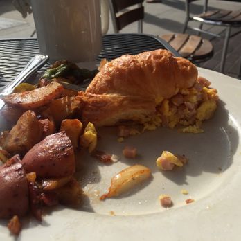 Villa Nueva Bakery Cafe - Croissant breakfast - Bakeries Near Me - Coronado, California Villa Nueva Bakery Cafe - Croissant breakfast - Bakeries Near Me - Coronado, California