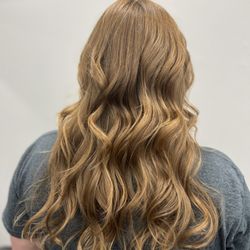 Connie’s Hair Studio