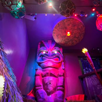 Forbidden Cove - Tiki decor. IG mel_foodie_ventures - Tiki Bars Near Me - San Diego, California