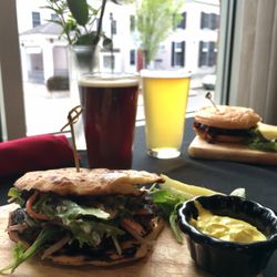 Bistro at Six