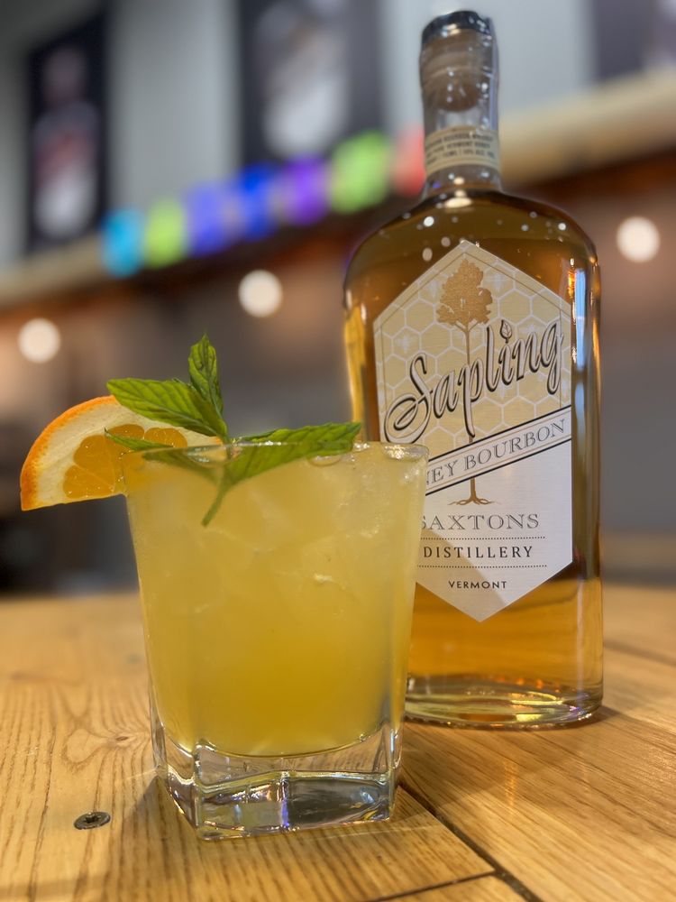 SAXTONS DISTILLERY Updated September 2024 42 Photos & 26 Reviews