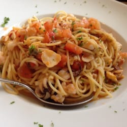 Trattoria Da Gino - Seafood pasta. light but tasted good. Generous amount of clam, shrimp, and calamari. 10.50€